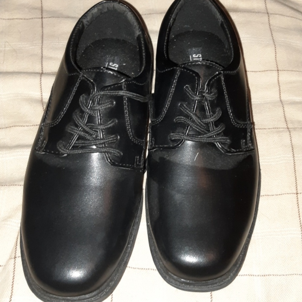 Boys dress shoes